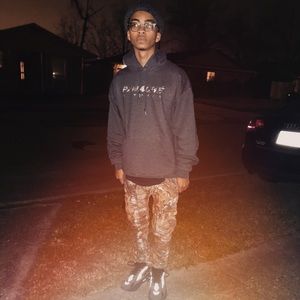 Meet your Posher, Kai